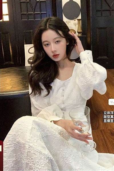 麻豆传媒张芸熙MD0093美丽风采与摄影艺术完美结合