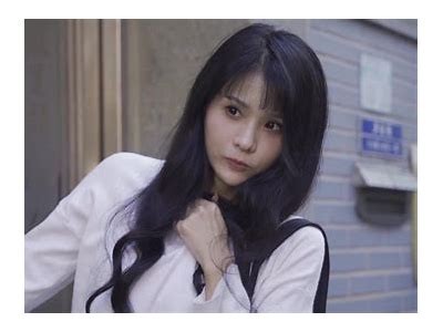 麻花传媒出品：无与伦比麻豆AV电影引领新潮流，震撼你的视觉体验！
